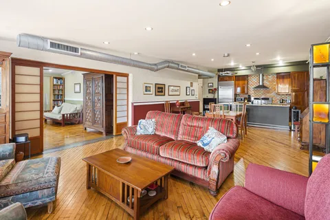 $649,900 | 313-315 North 3rd Street, Unit 5A, Philadelphia, PA 19106