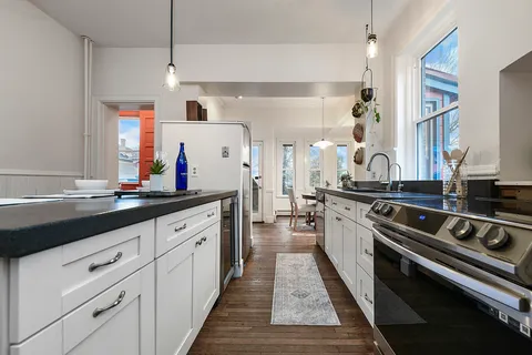 $750,000 | 5536 Bryant Street, Pittsburgh, PA 15206