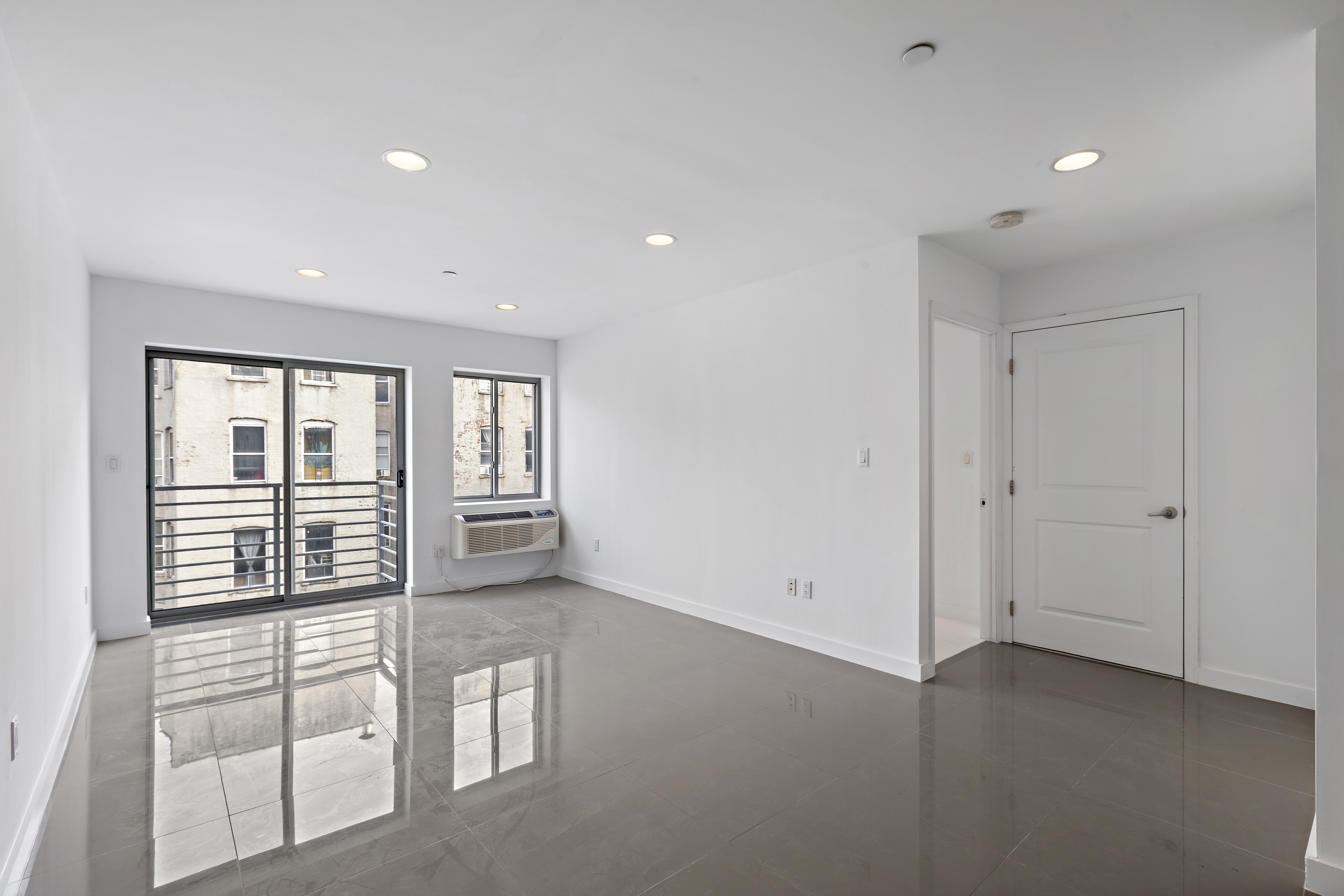 371 West 126th Street, Unit 1A Manhattan, NY 10027 - Photo 4 of 7