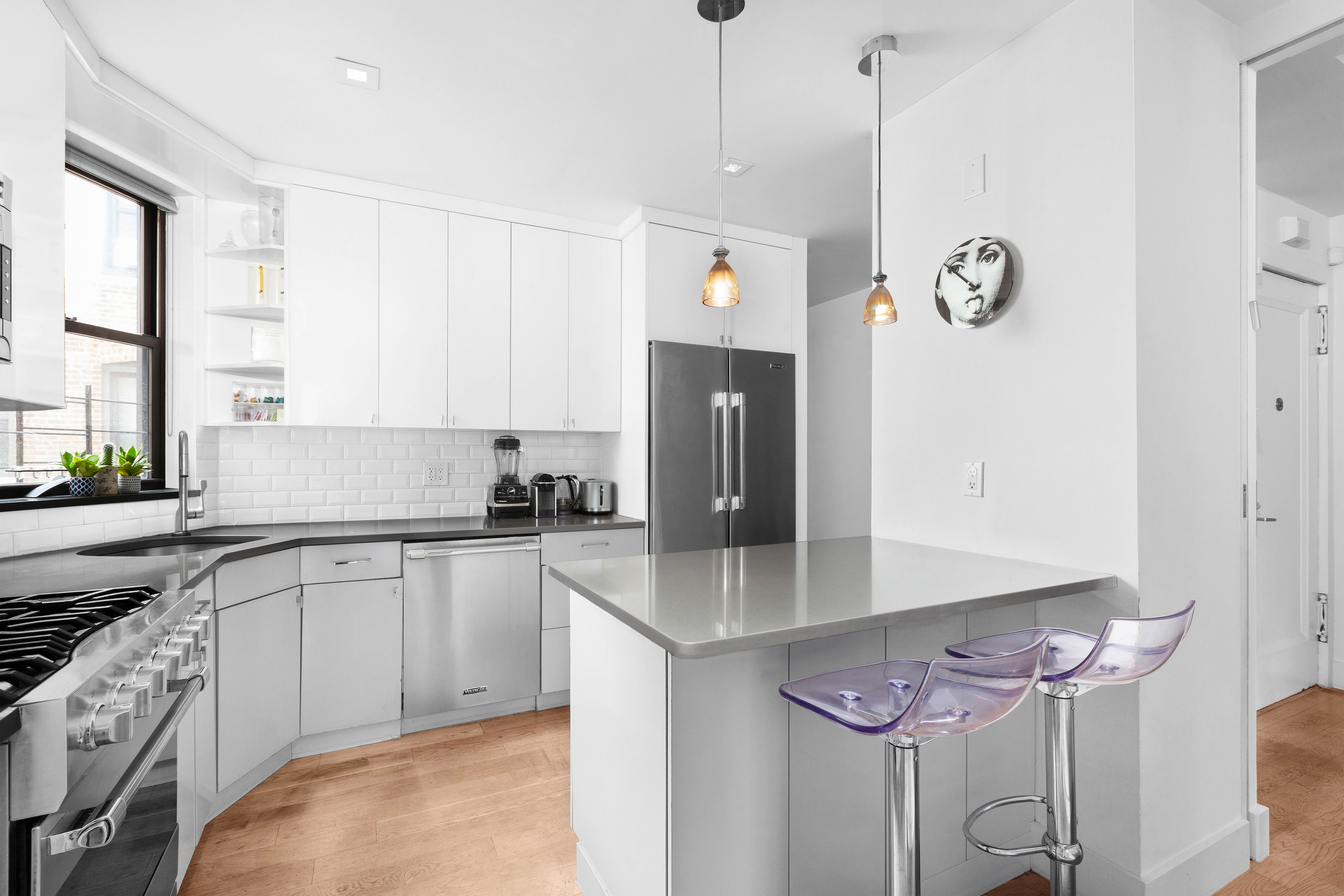 120 West 70th Street, Unit 8A Manhattan, NY 10023 - Photo 7 of 14