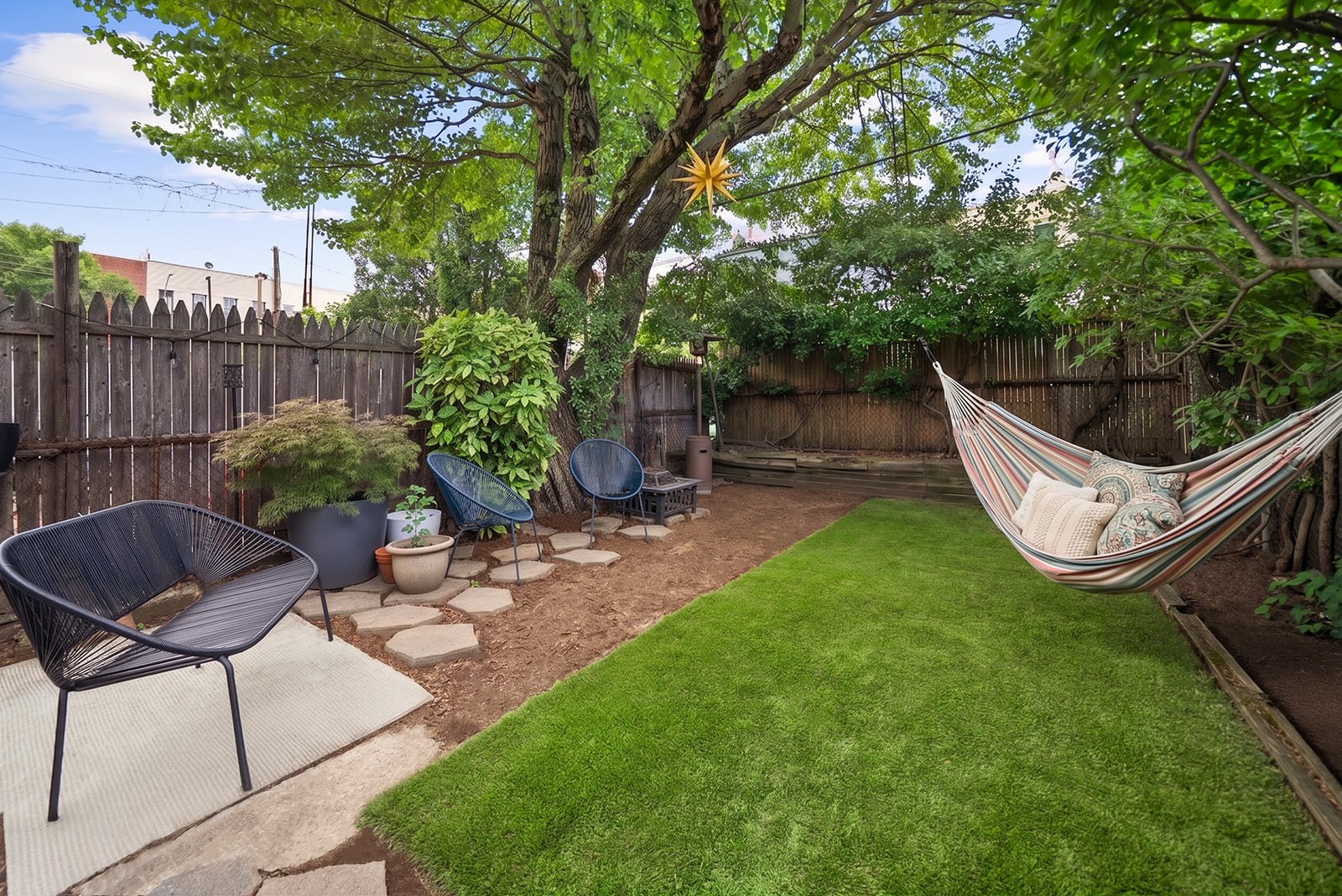 19-30 Harman Street Queens, NY 11385 - Photo 10 of 17