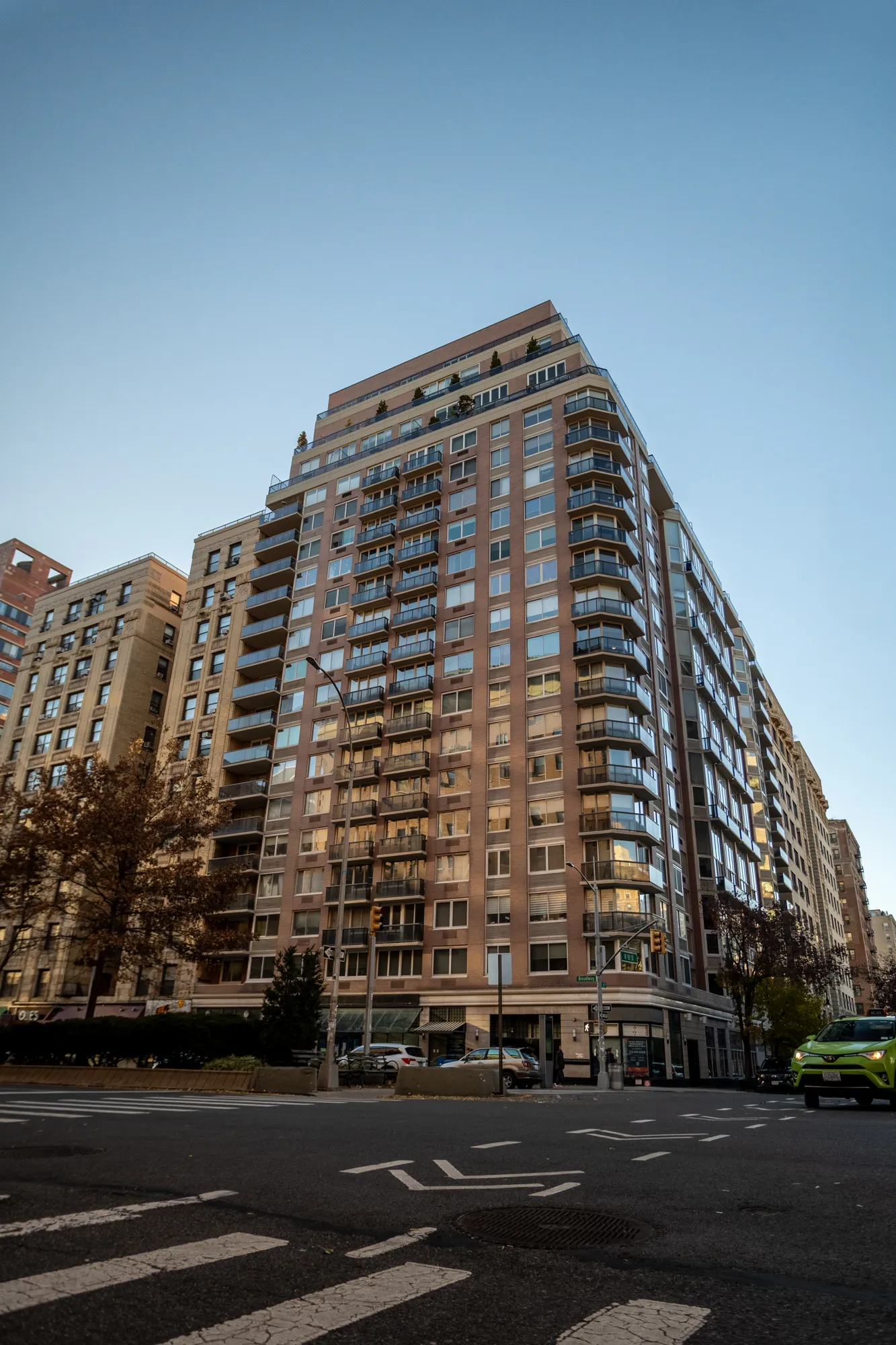 250 West 90th Street, Unit 12G Manhattan, NY 10024 - Photo 18 of 19