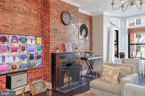$875,000 | 306 M Street Northwest, Washington, DC 20001
