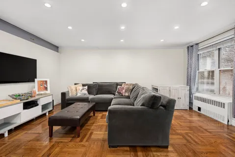 $555,000 | 302 East 88th Street, Unit 2G | Upper East Side