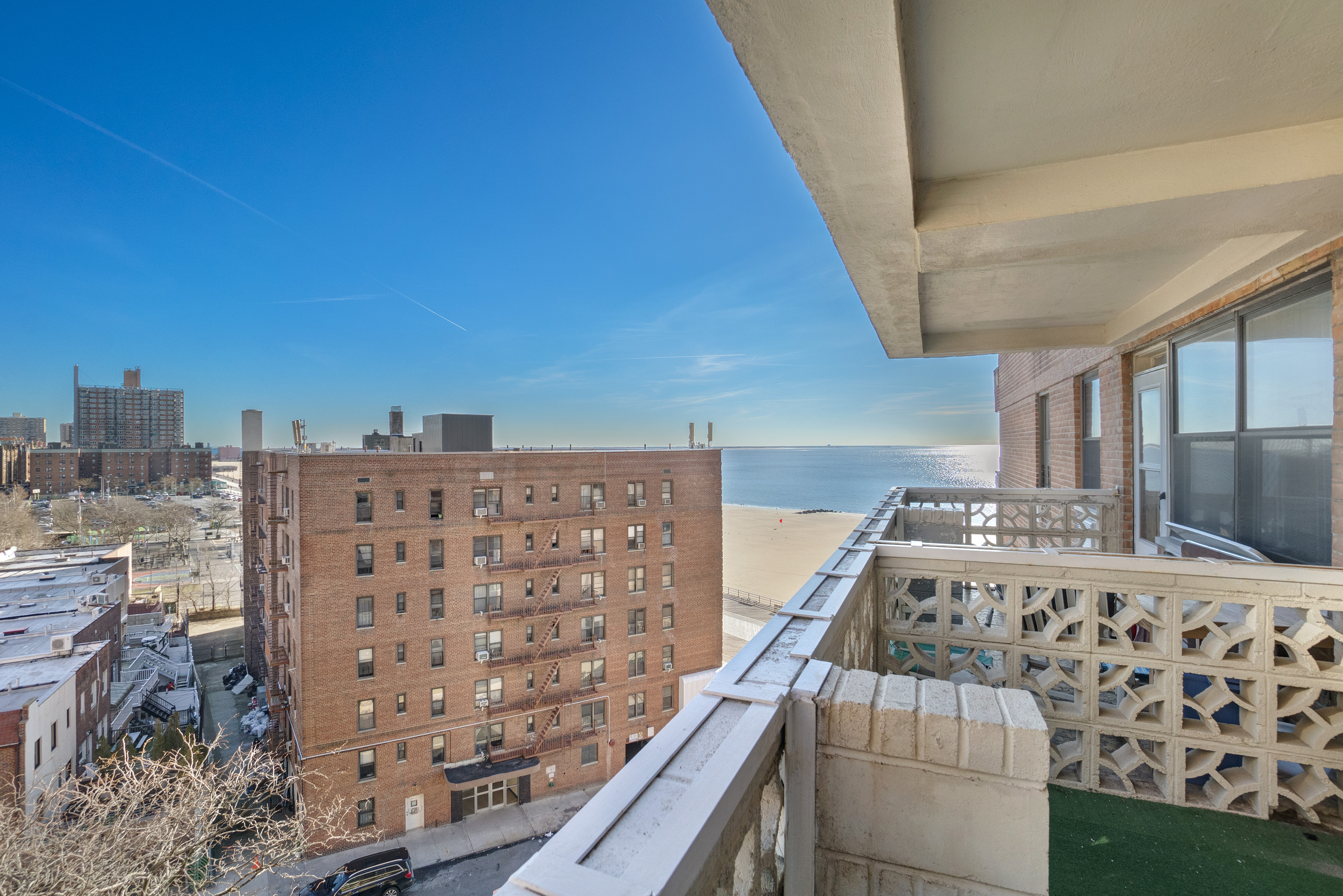 50 Brighton 1st Road, Unit 7H Brooklyn, NY 11235 - Photo 3 of 11
