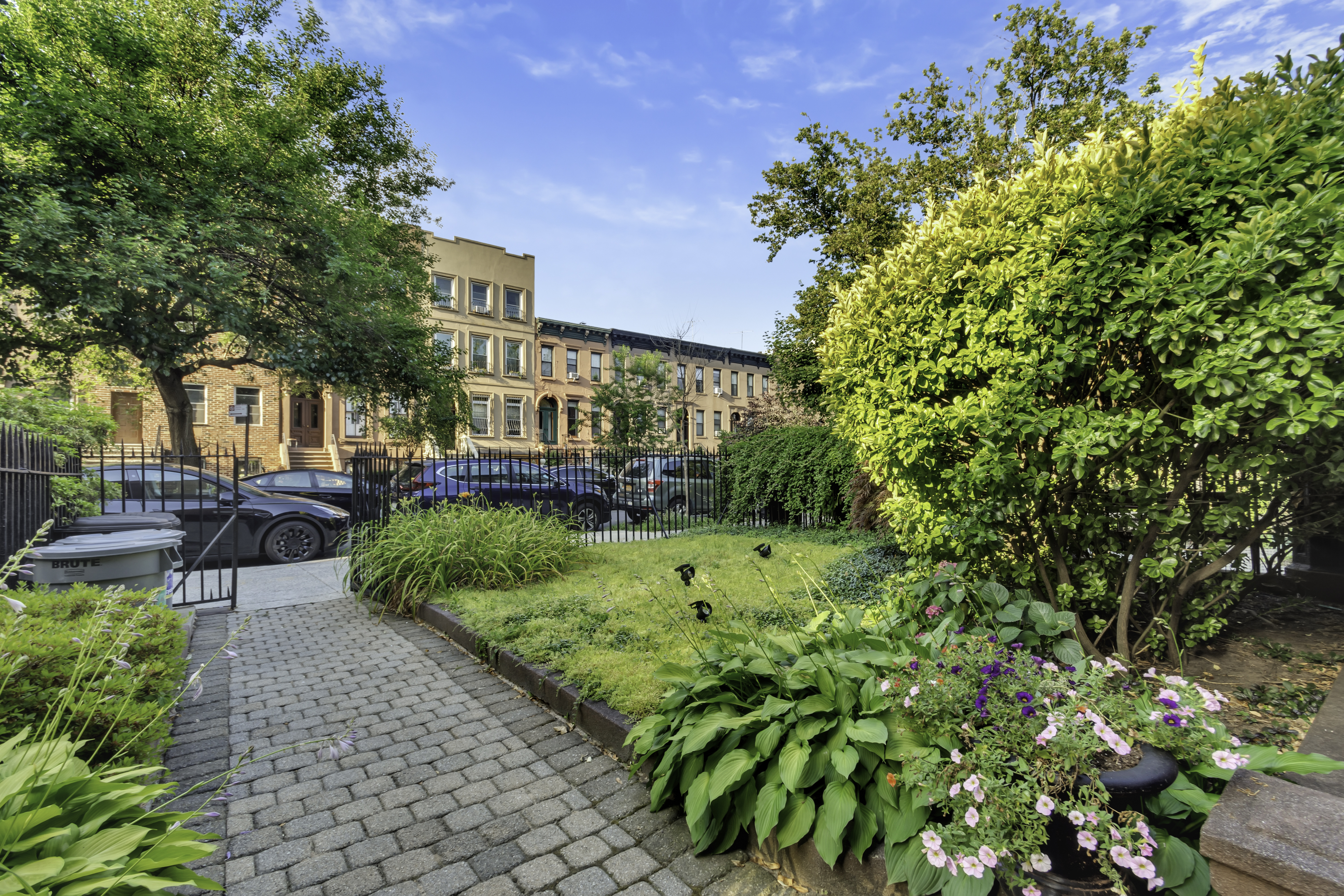 82 3rd Place Brooklyn, NY 11231 - Photo 3 of 18