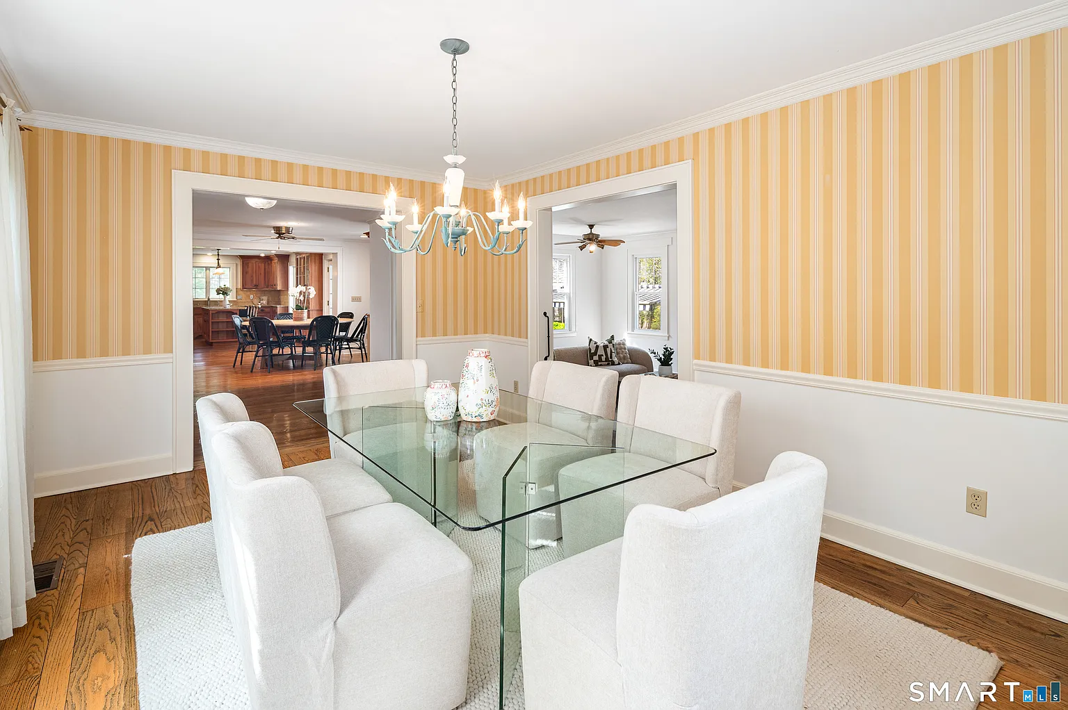 231 Roxbury Road Stamford, CT 06902 - Photo 13 of 39