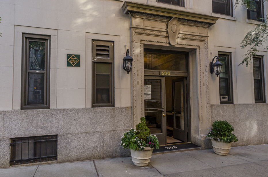 300 West 108th Street, Unit 2C Manhattan, NY 10025 - Photo 12 of 16 a front view of a house with a potted plant