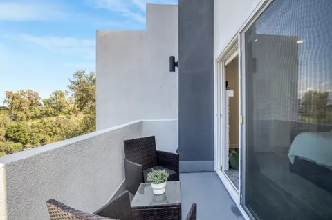 $1,399,000 | 4110 Vanetta Place, Studio City, CA 91604