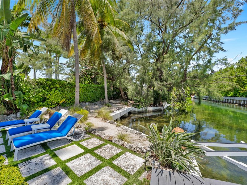1150 North Biscayne Point Road Miami Beach, FL 33141 - Photo 28 of 65 Gallery Image 28