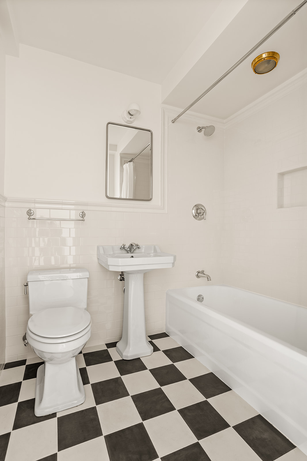 101 Lafayette Avenue, Unit 8C Brooklyn, NY 11217 - Photo 6 of 9 Gallery Image 6