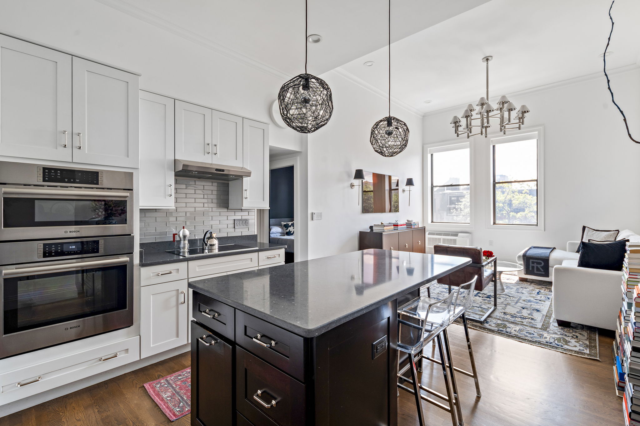 9 Appleton Street, Unit 302 Boston, MA 02116 - Photo 3 of 10 a kitchen with a table and chairs in it