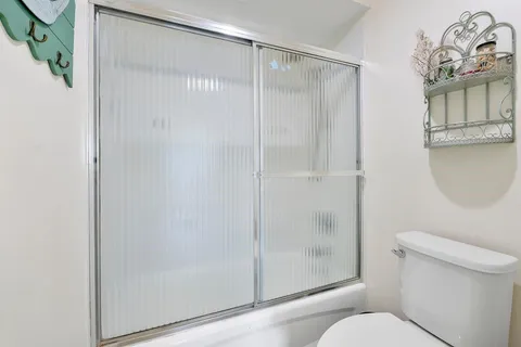 $380,000 | 1500 South Ocean Boulevard, Unit 706, Lauderdale-by-the-Sea, FL 33062