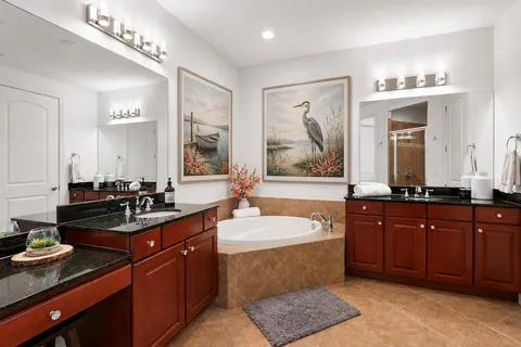 $885,000 | 6 Academy Way, Unit 221, St. Petersburg, FL 33711