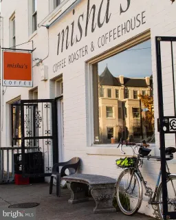 $1,100,000 | 2404 King Street, Alexandria, VA 22301