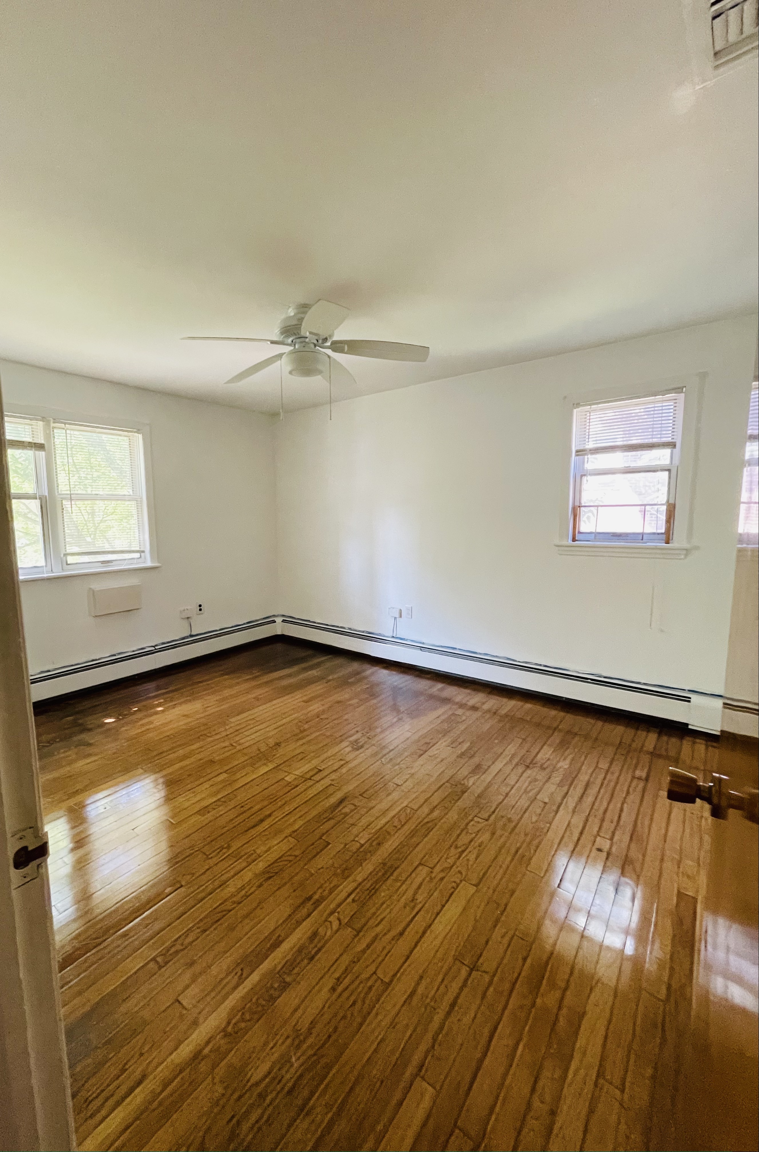 1361 Virginia Avenue Bronx, NY 10462 - Photo 16 of 20