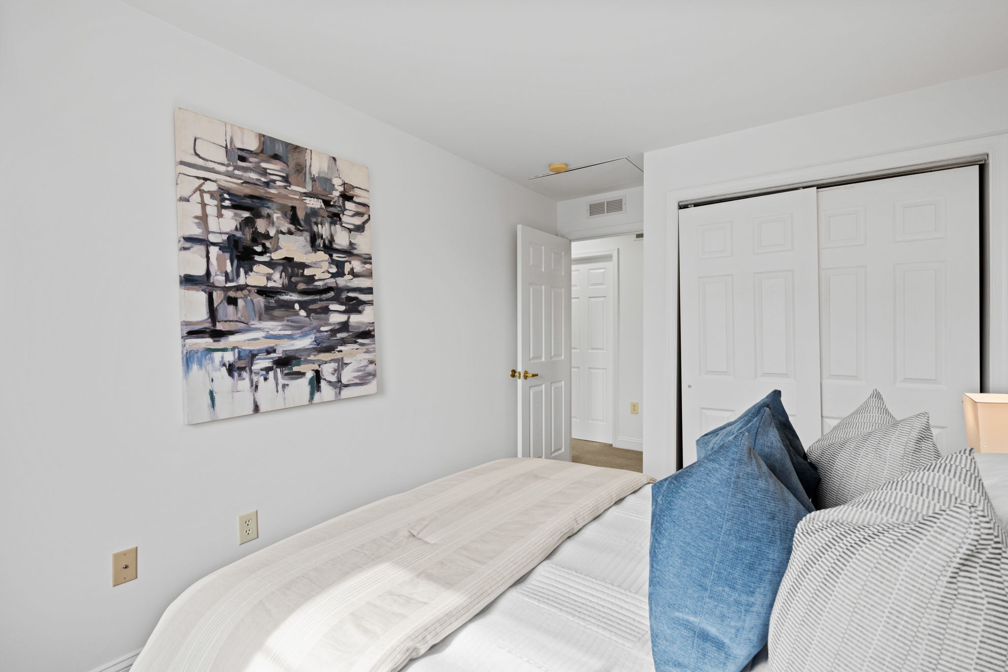 2341 Wallace Street, Unit B Philadelphia, PA 19130 - Photo 27 of 44