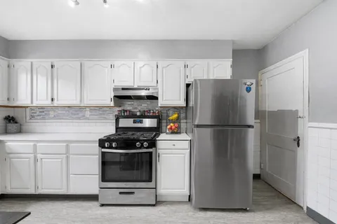 $199,000 | 223 St Laurence Road, Upper Darby, PA 19082