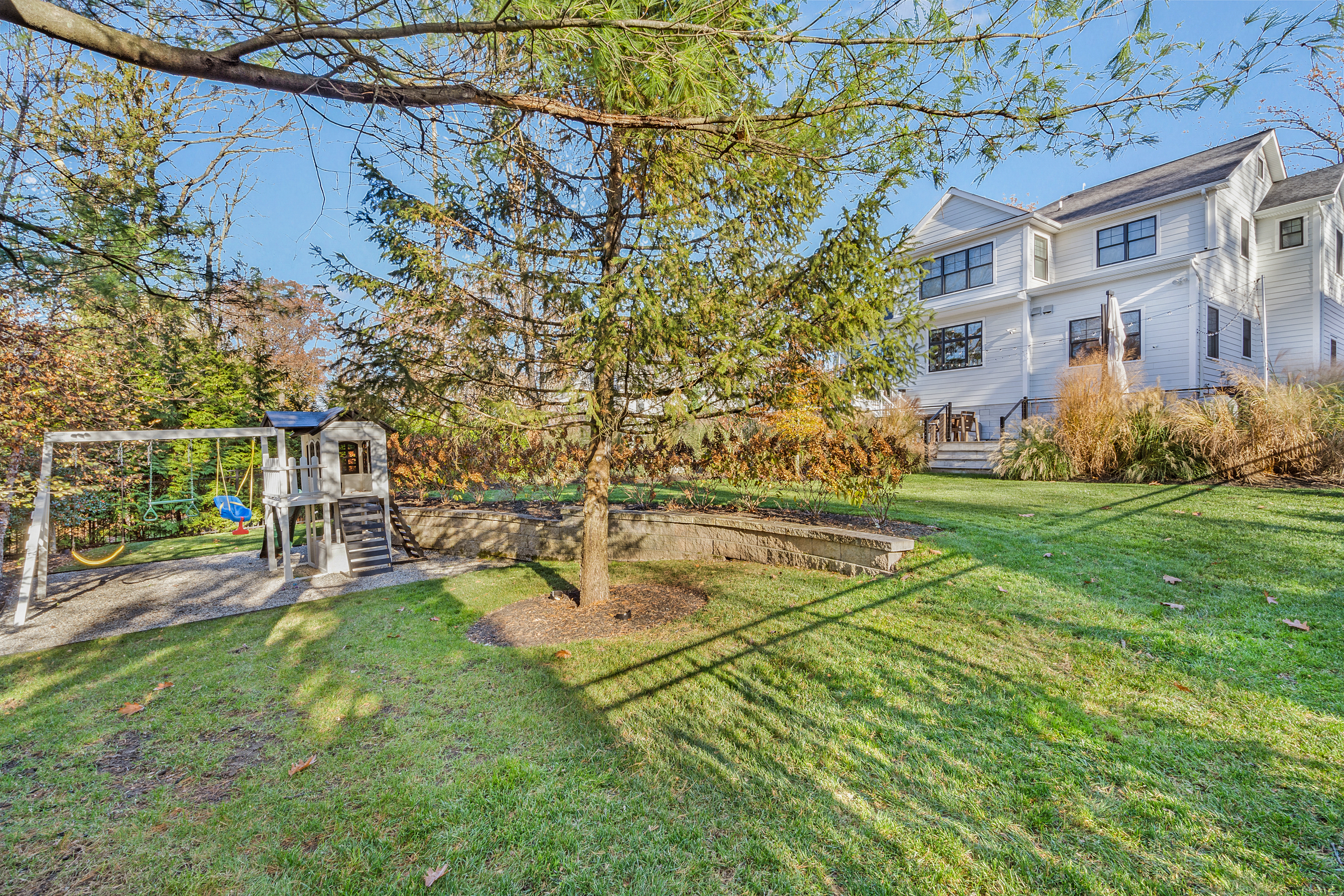 54 Oakridge Road Verona, NJ 07044 - Photo 12 of 19