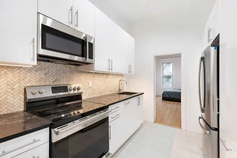 $2,699,000 | 228 West 136th Street | Central Harlem