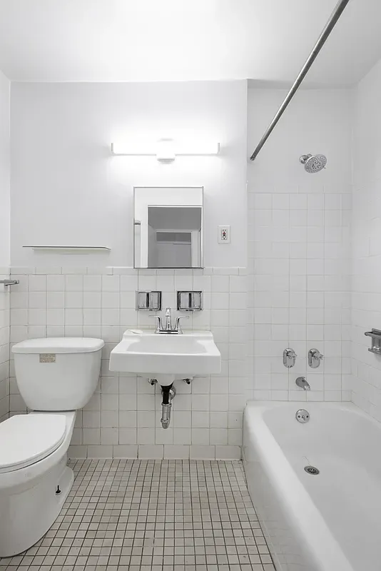 $3,695 | 340 East 80th Street, Unit 15L | Upper East Side