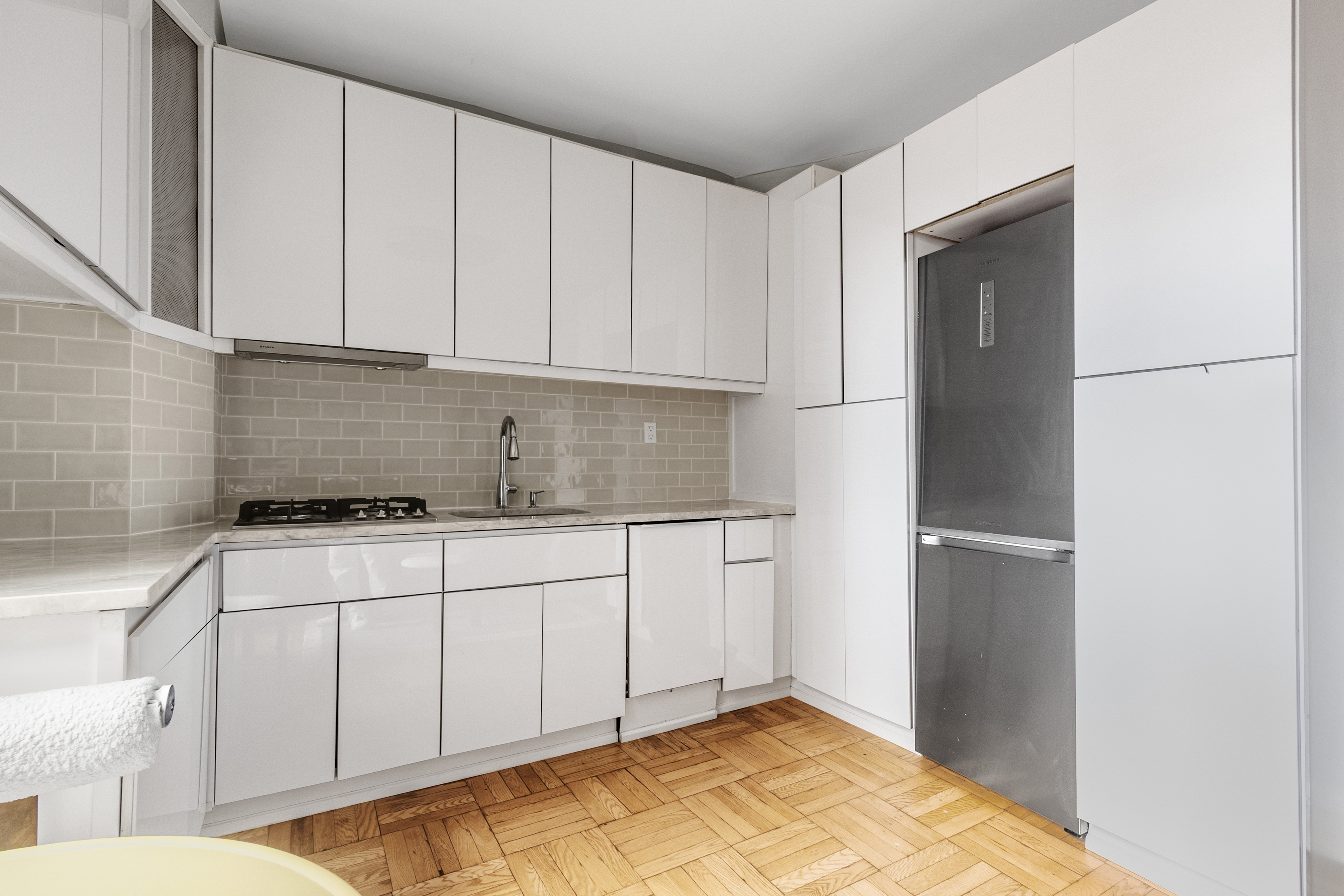 295 West 11th Street, Unit 5FF Manhattan, NY 10014 - Photo 5 of 11