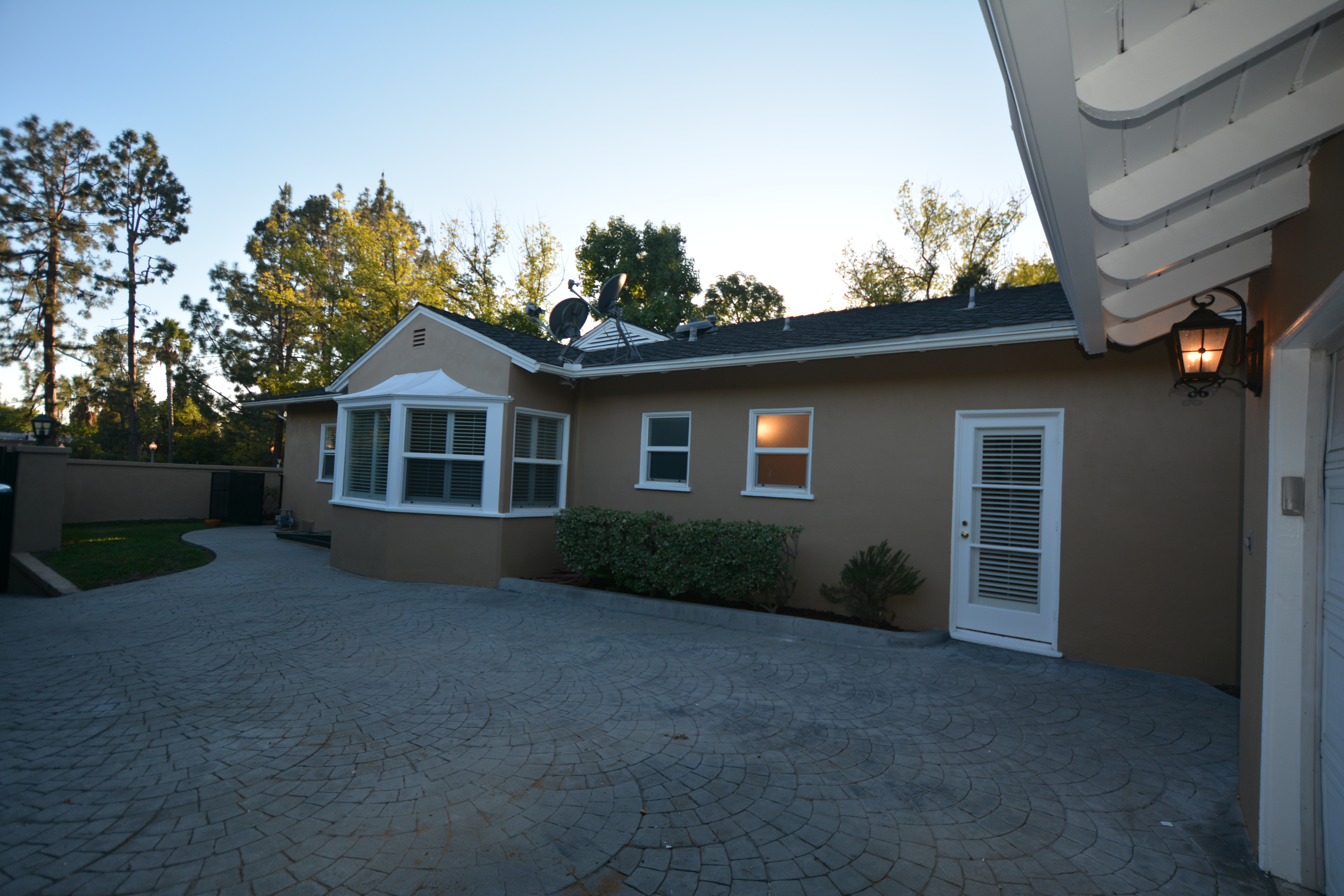 1360 Wentworth Avenue Pasadena, CA 91106 - Photo 7 of 21