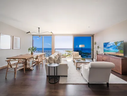 $3,495,000 | 1555 Kapiolani Boulevard, Unit 2002, Honolulu, HI 96814