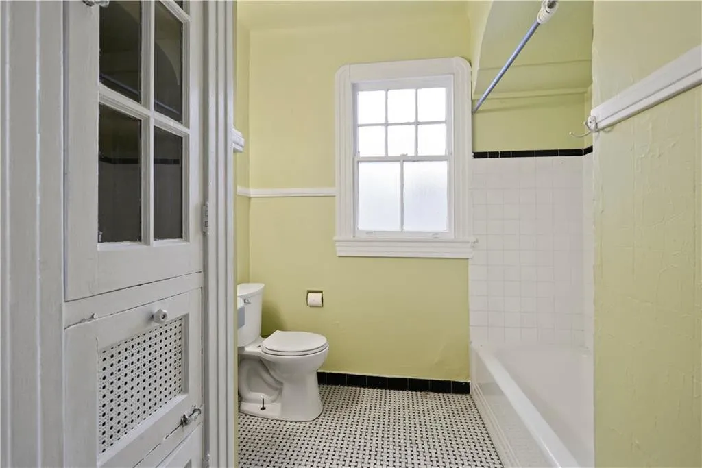 1549 Crete Street New Orleans, LA 70119 - Photo 15 of 22