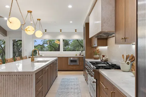 $3,400,000 | 1513 Flintridge Road, West Lake Hills, TX 78746