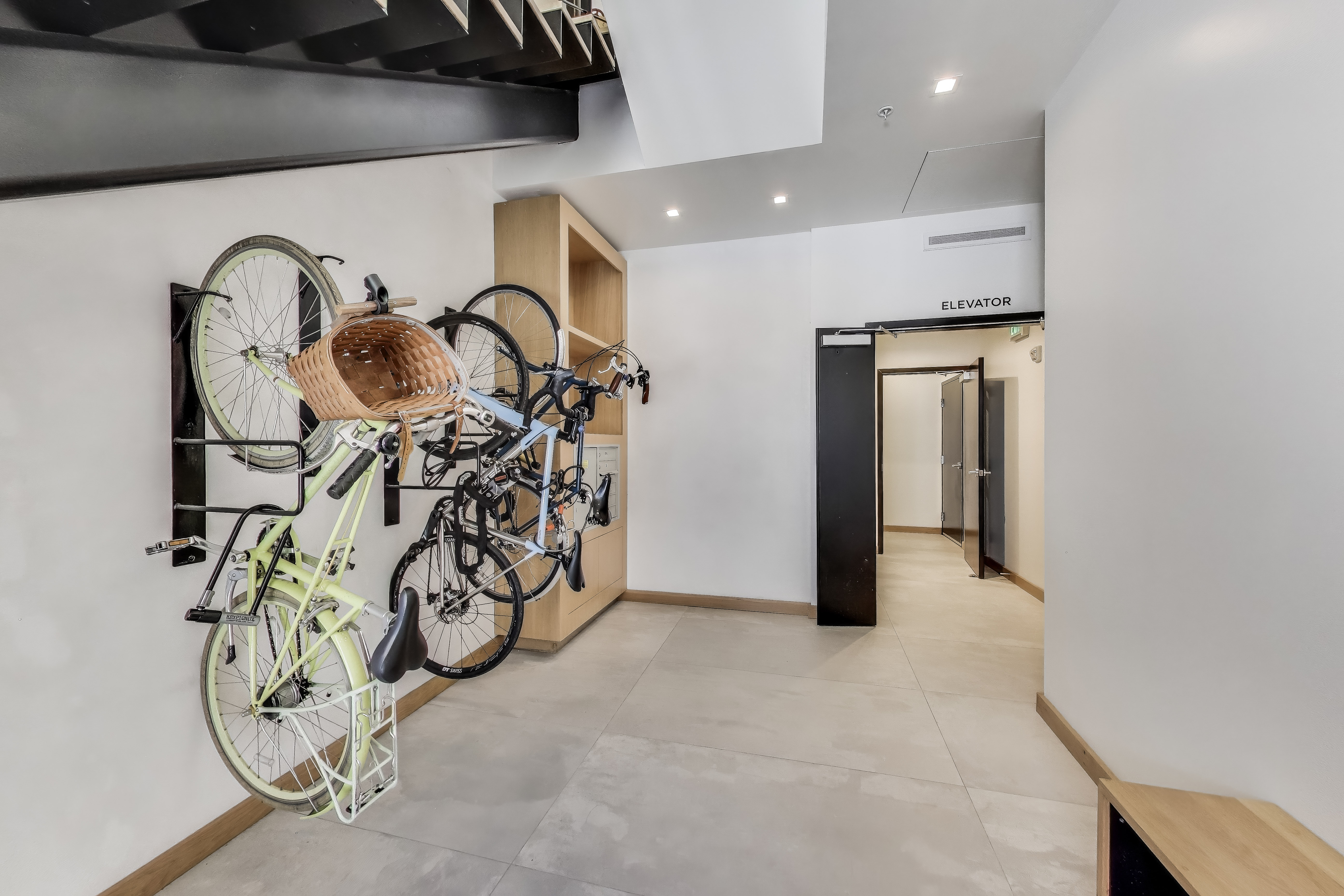 685 Florida Street, Unit PH San Francisco, CA 94110 - Photo 4 of 50