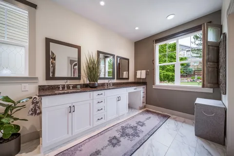 $1,075,000 | 25421 East Indore Drive, Aurora, CO 80016