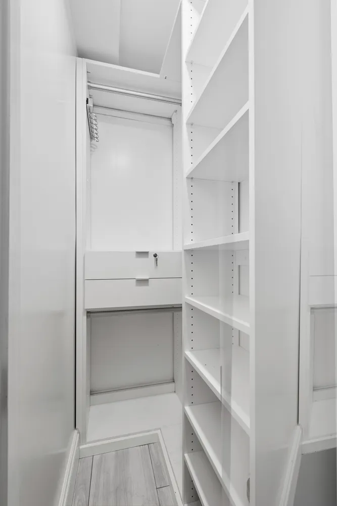 $1,250,000 | 350 East 62nd Street, Unit PHD | Lenox Hill