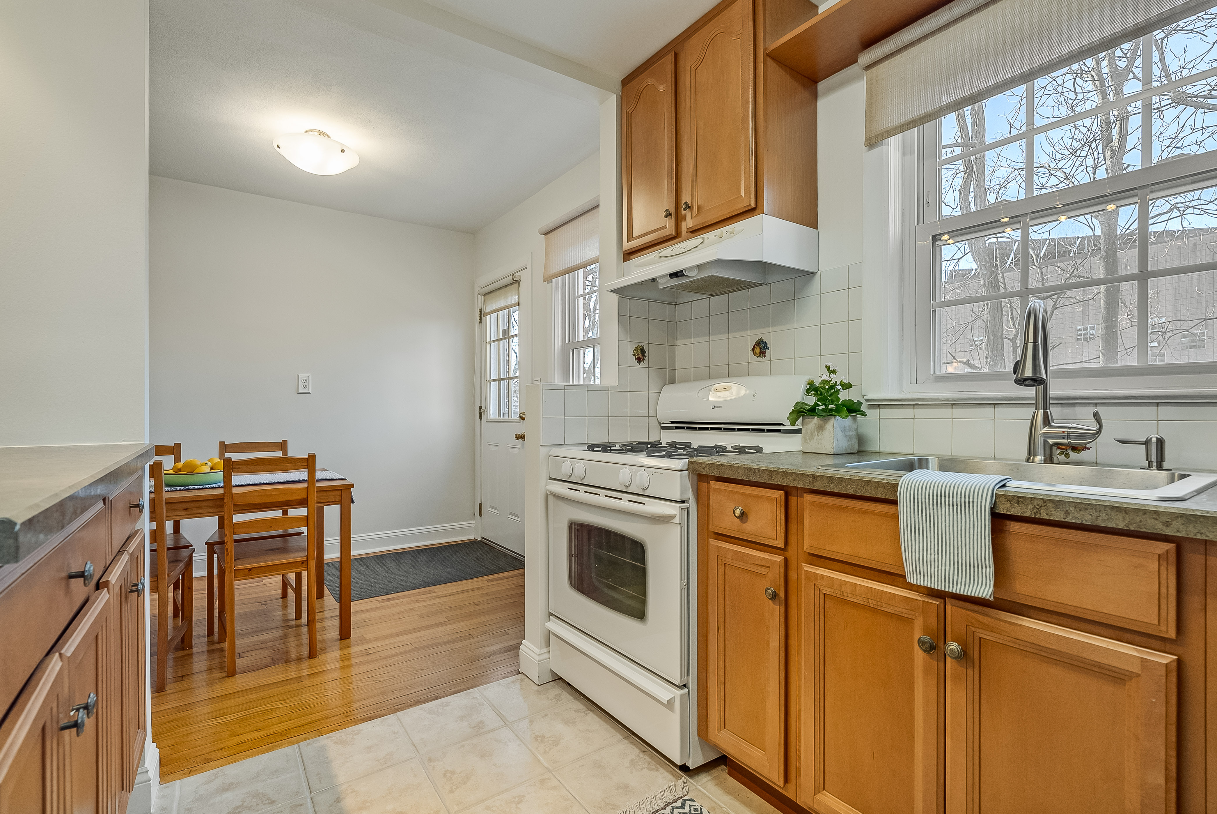 40 A Meadowbrook Place Maplewood, NJ 07040 - Photo 18 of 22