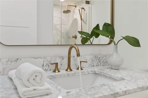 $575,000 | 614 Broad Avenue South, Naples, FL 34102