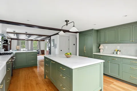 $2,350,000 | 126 South Street, Hingham, MA 02043