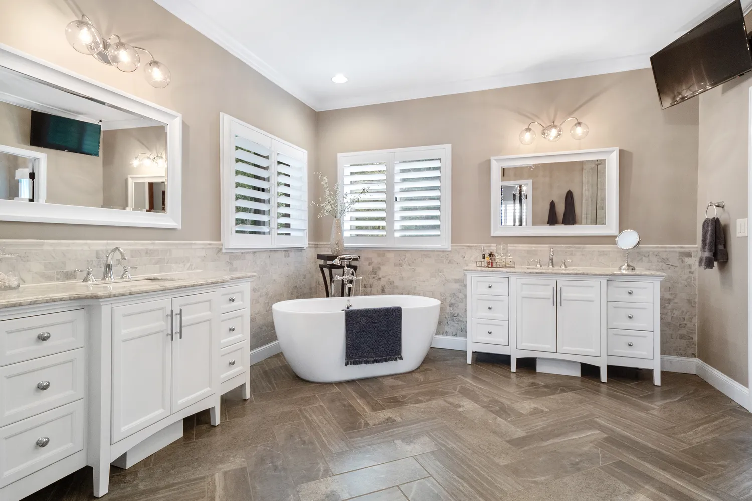 $1,995,000 | 13352 Weston Park Drive, St. Louis, MO 63131