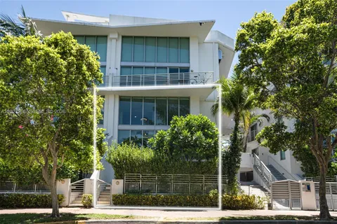 $1,749,999 | 245 Michigan Avenue, Unit LG5, Miami Beach, FL 33139
