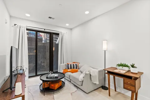 $310,000 | 1471 Harvard Street Northwest, Unit 2, Washington, DC 20009