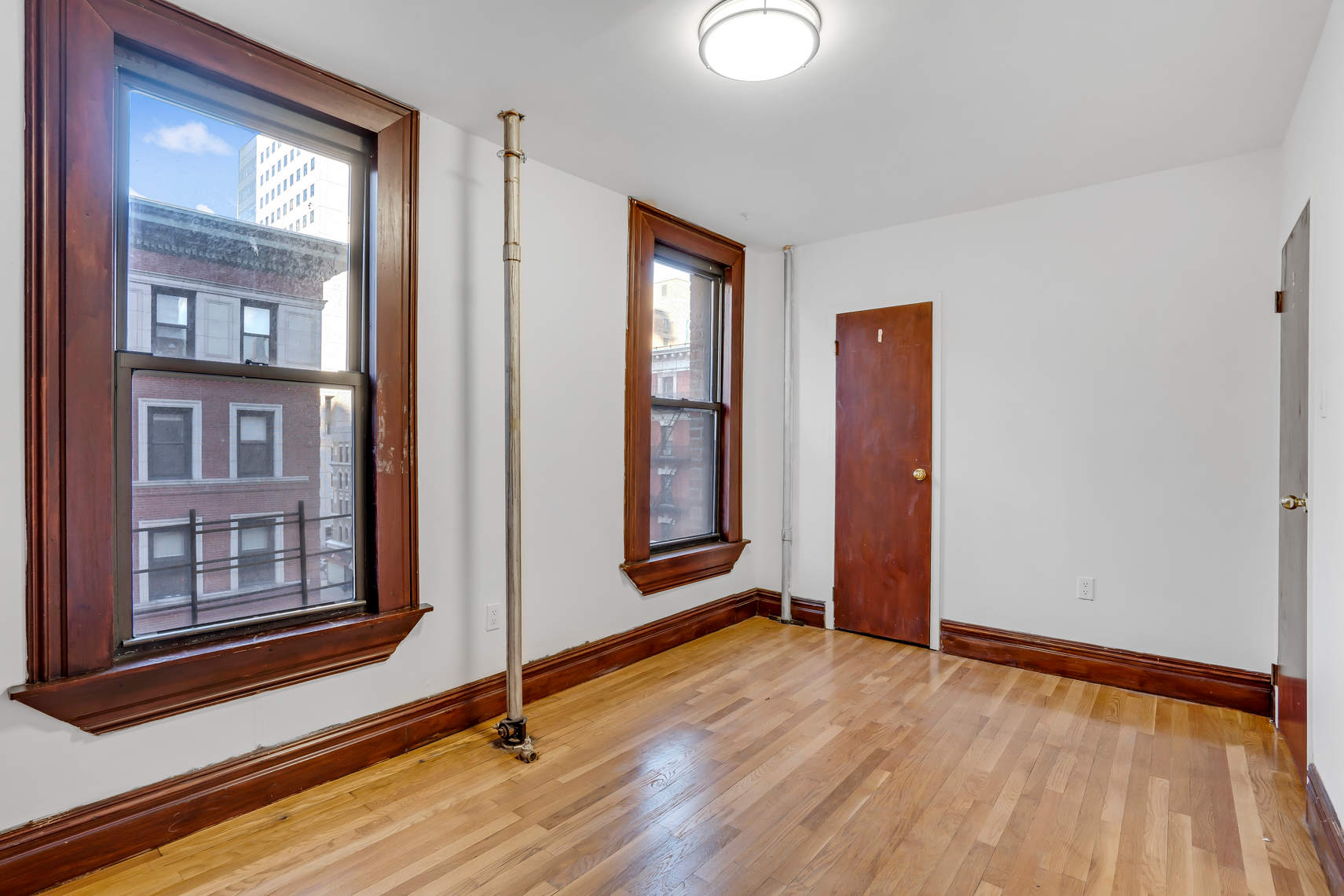 24 East 97th Street, Unit 3 Manhattan, NY 10128 - Photo 3 of 6