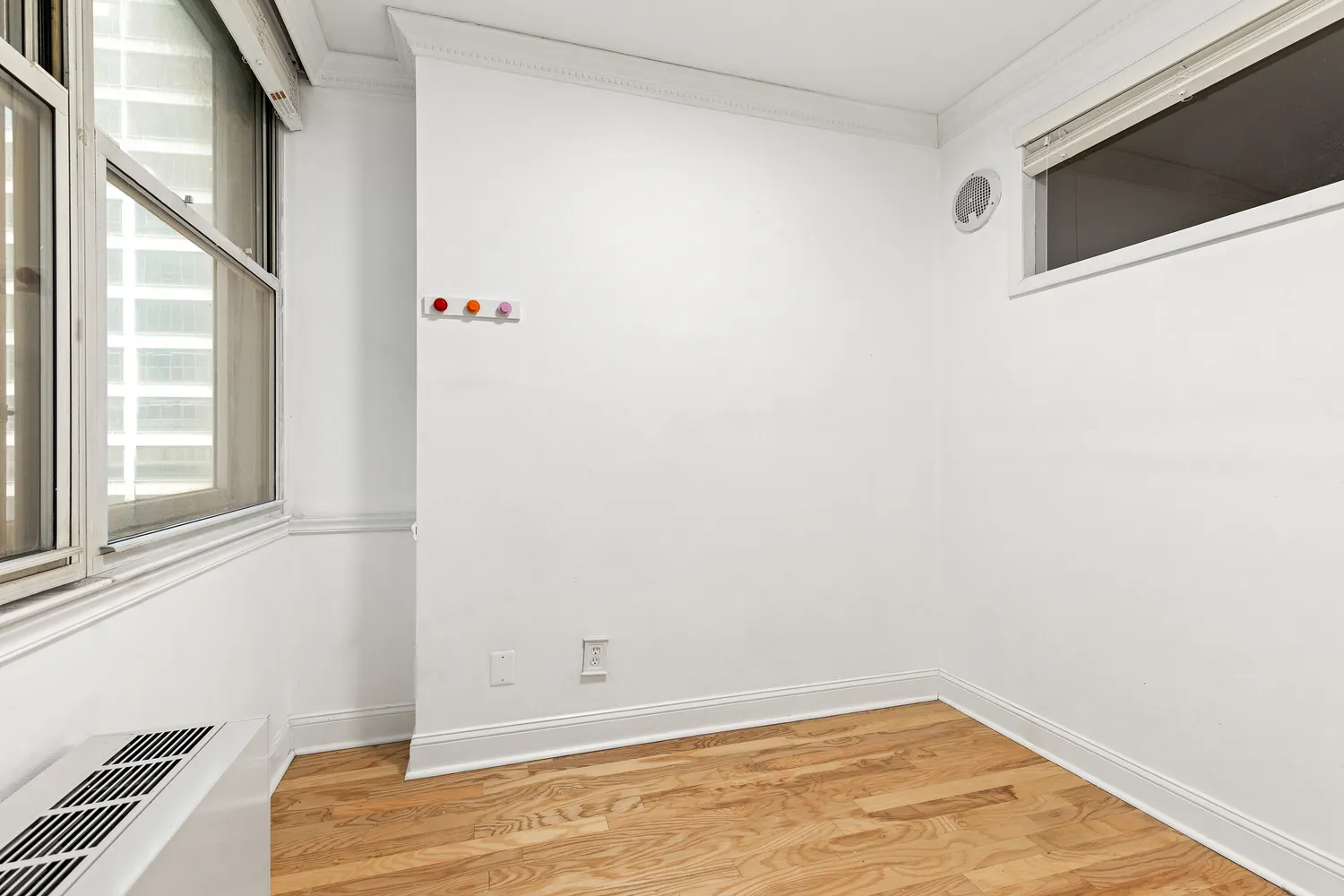 $4,275 | 130 Water Street, Unit 3K | Financial District