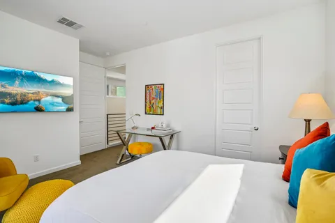 $949,000 | 2699 Majestic Way, Palm Springs, CA 92262