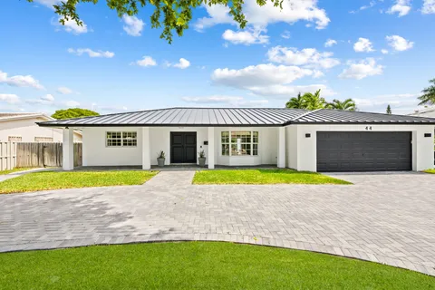 $1,599,000 | 44 Fort Royal Isle, Fort Lauderdale, FL 33308