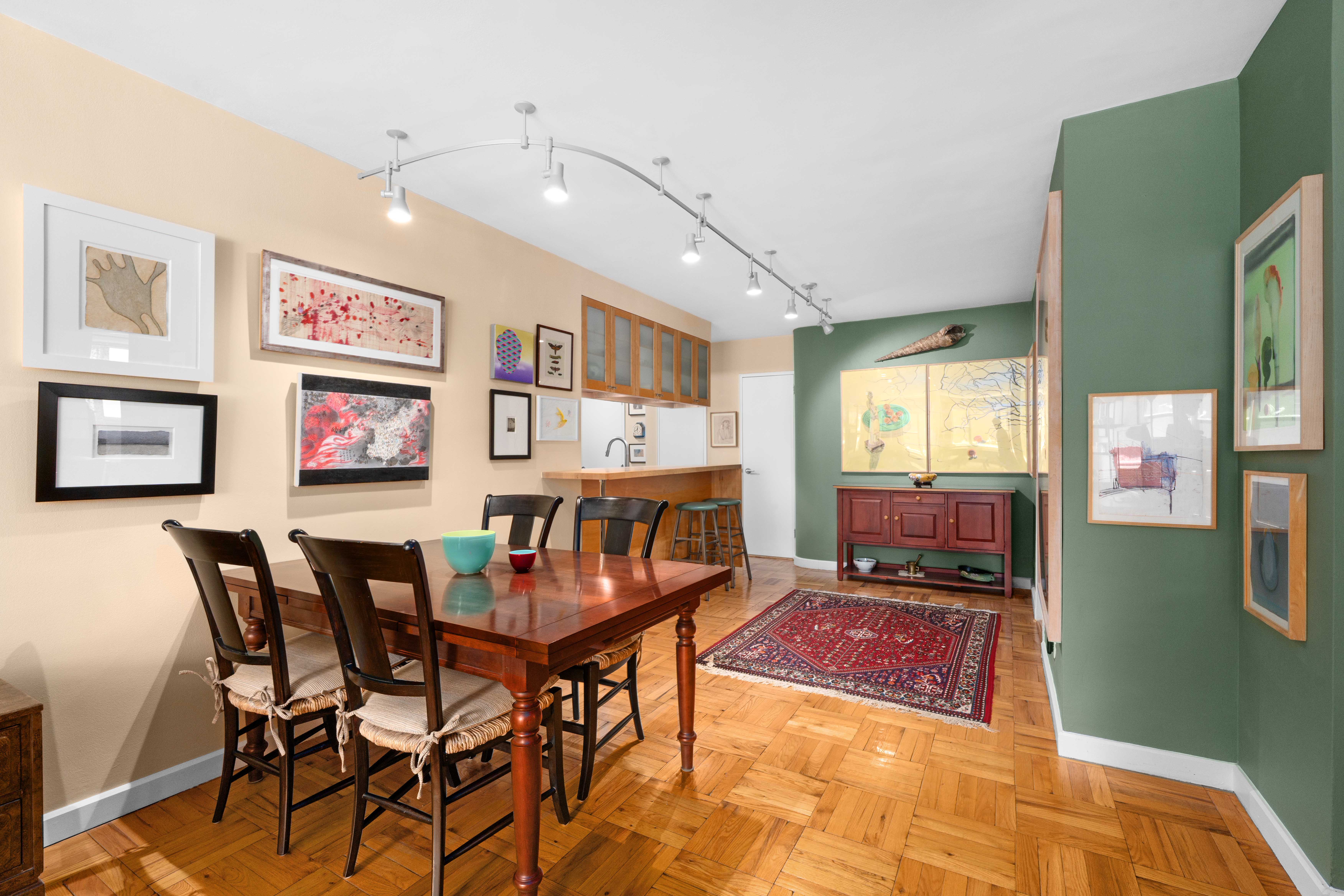 101 West 12th Street, Unit 5J Manhattan, NY 10011 - Photo 2 of 8