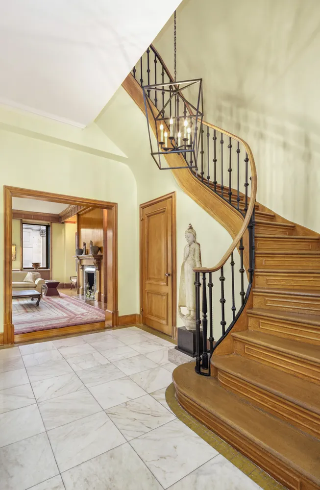 a view of entryway livingroom and hall