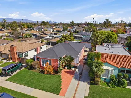 $899,999 | 3810 Olmsted Avenue, Los Angeles, CA 90008