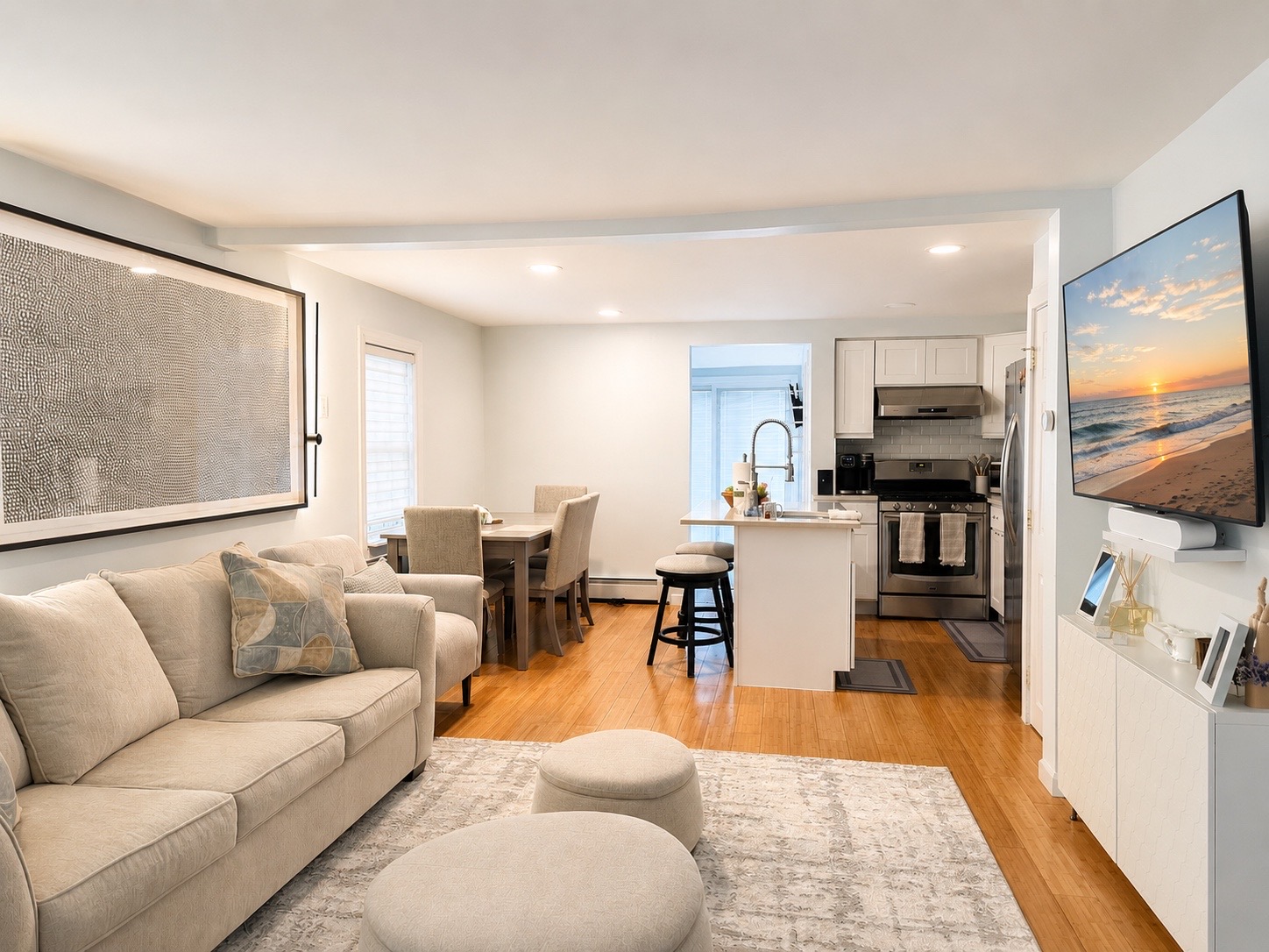 89 Harbor Road Port Washington, NY 11050 - Photo 4 of 13