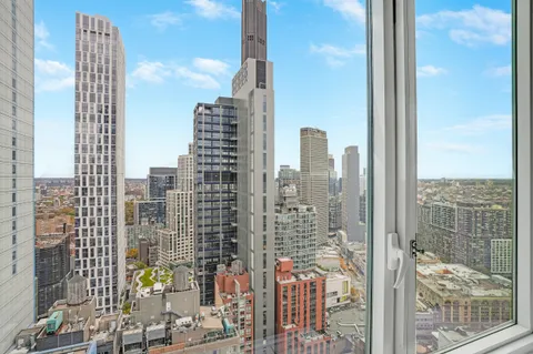 $649,000 | 388 Bridge Street, Unit 37D | Downtown Brooklyn