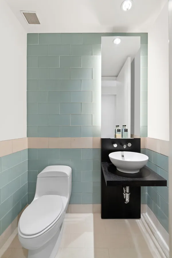 $2,650,000 | 450 East 83rd Street, Unit 18A | Upper East Side