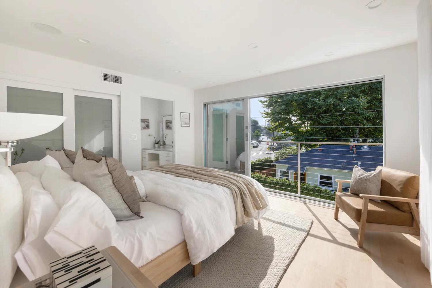 $3,295,000 | 257 Entrada Drive, Santa Monica, CA 90402